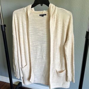 American Eagle Cream Cardigan